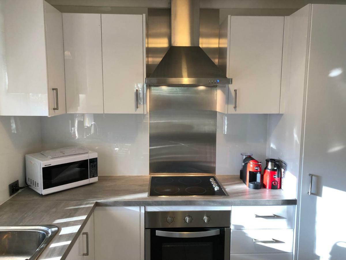 Glenelg Street Villa - Perth — Photos 1